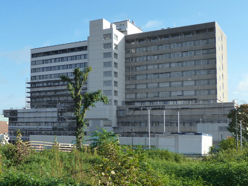 Dreifaltigkeits-Krankenhaus | © Markus Meisenbach
